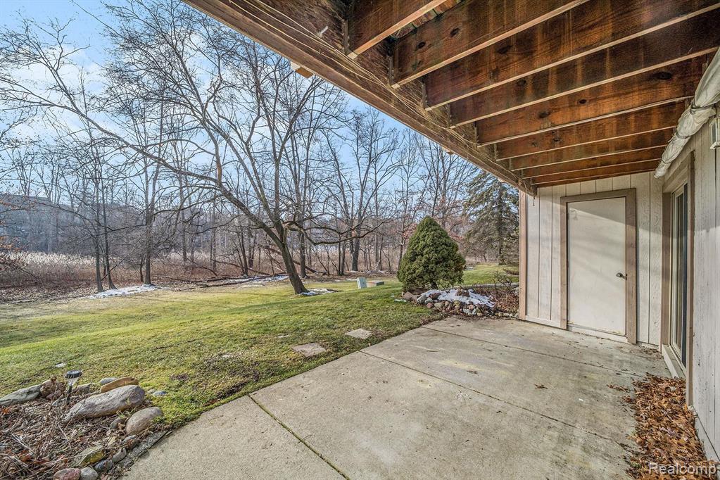 1683 Riverside Drive Rochester, MI 48309 - Photo 18 of 23