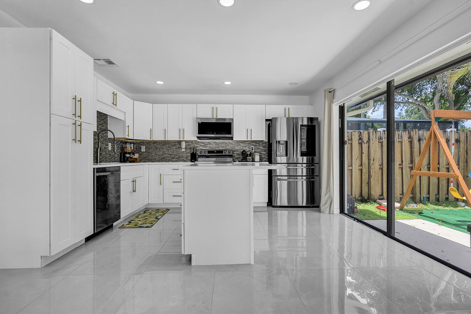 21641 Sutters Lane Boca Raton, FL 33428 - Photo 14 of 42 DSC00961