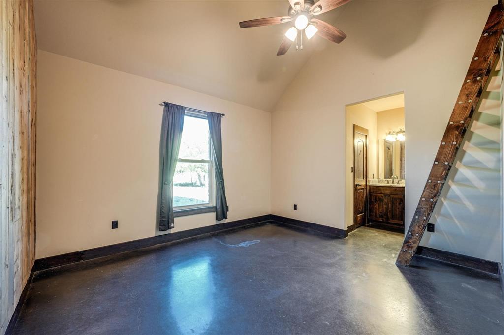 11445 Foutch Road Pilot Point, TX 76258 - Photo 28 of 40