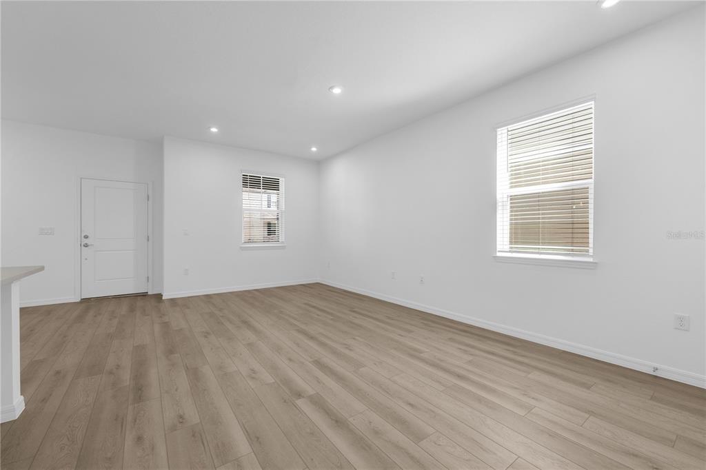 535 Orient Avenue DeBary, FL 32713 - Photo 11 of 44