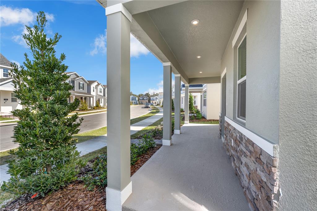 535 Orient Avenue DeBary, FL 32713 - Photo 5 of 44