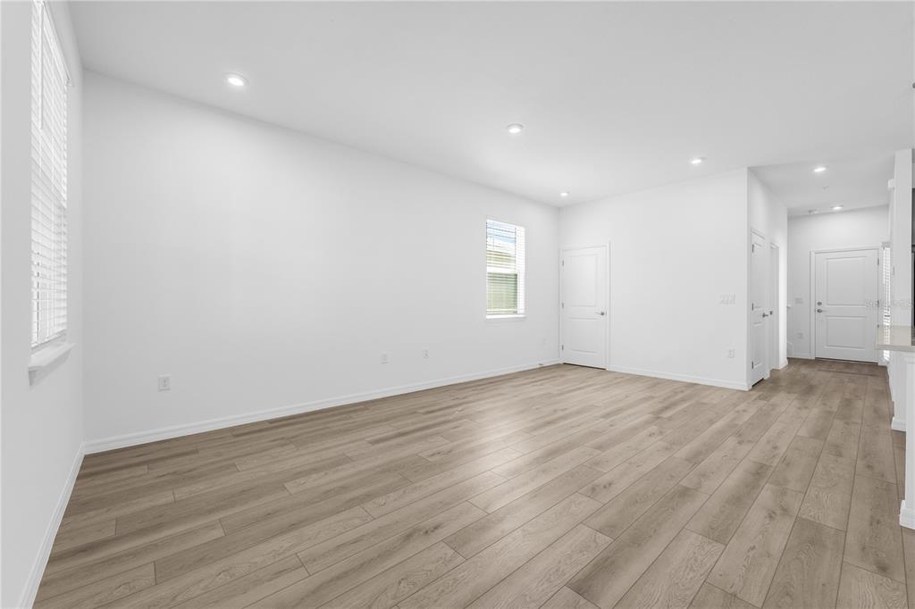 535 Orient Avenue DeBary, FL 32713 - Photo 9 of 44