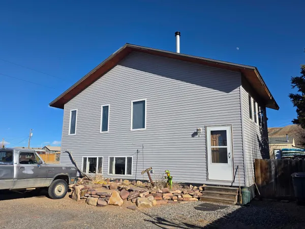 $455,000 | 107 Hough Street, Dubois, WY 82513