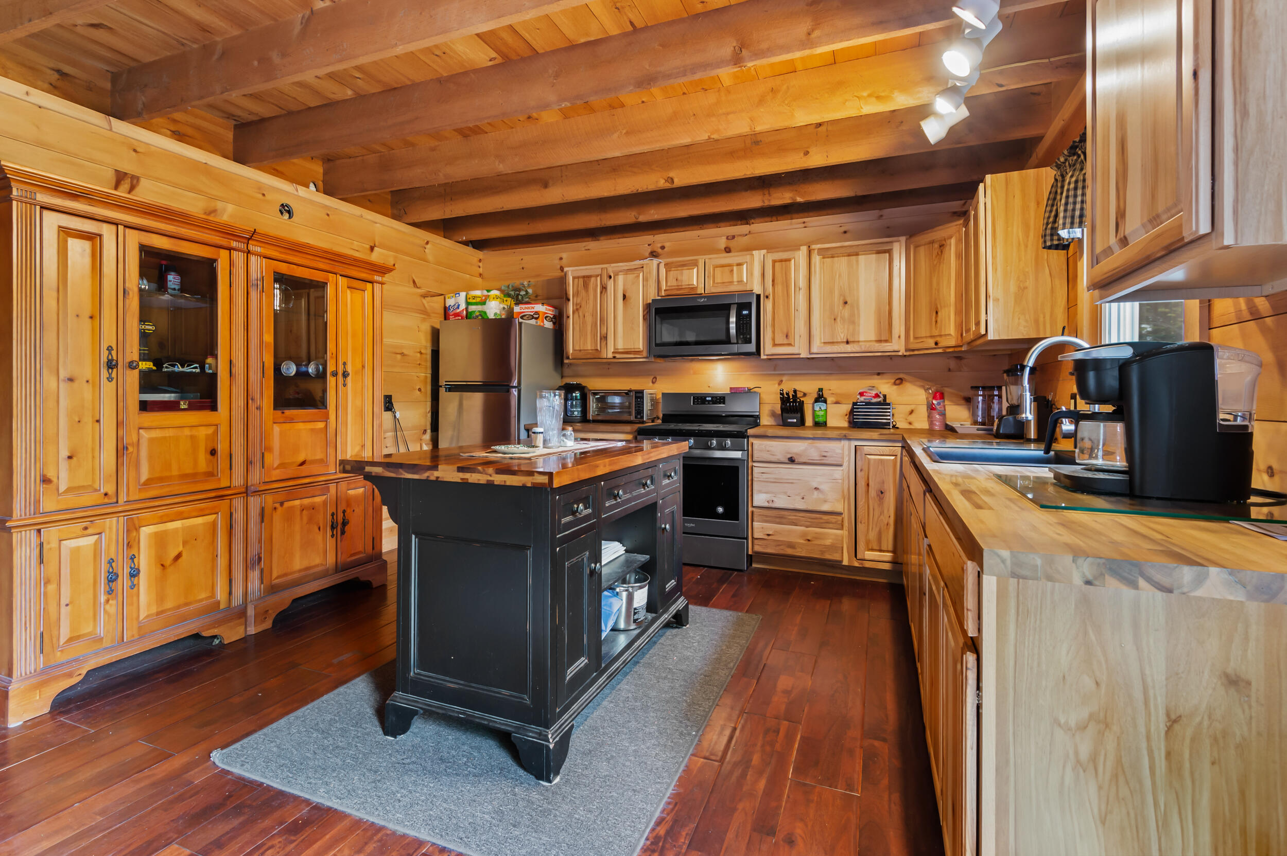 124 Birds Eye Road Rangeley, ME 04970 - Photo 14 of 30 _JRV9872