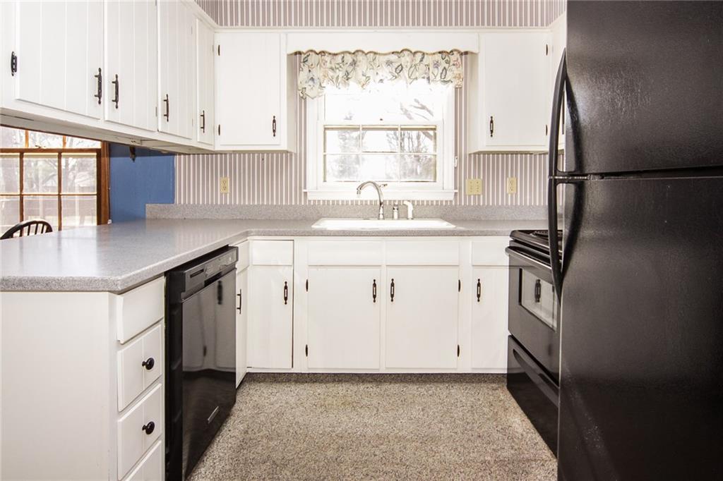 73 Harmony Road Carmel, IN 46032 - Photo 6 of 20 Gallery Image 6
