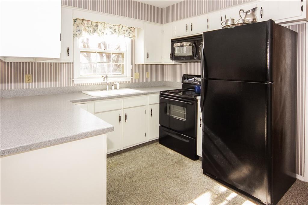 73 Harmony Road Carmel, IN 46032 - Photo 7 of 20 Gallery Image 7