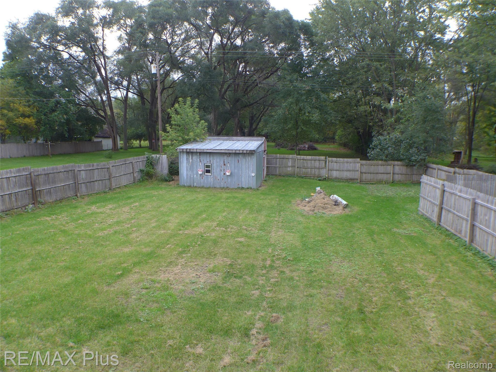 1304 East Caro Road Caro, MI 48723 - Photo 17 of 18 P1050545.JPG