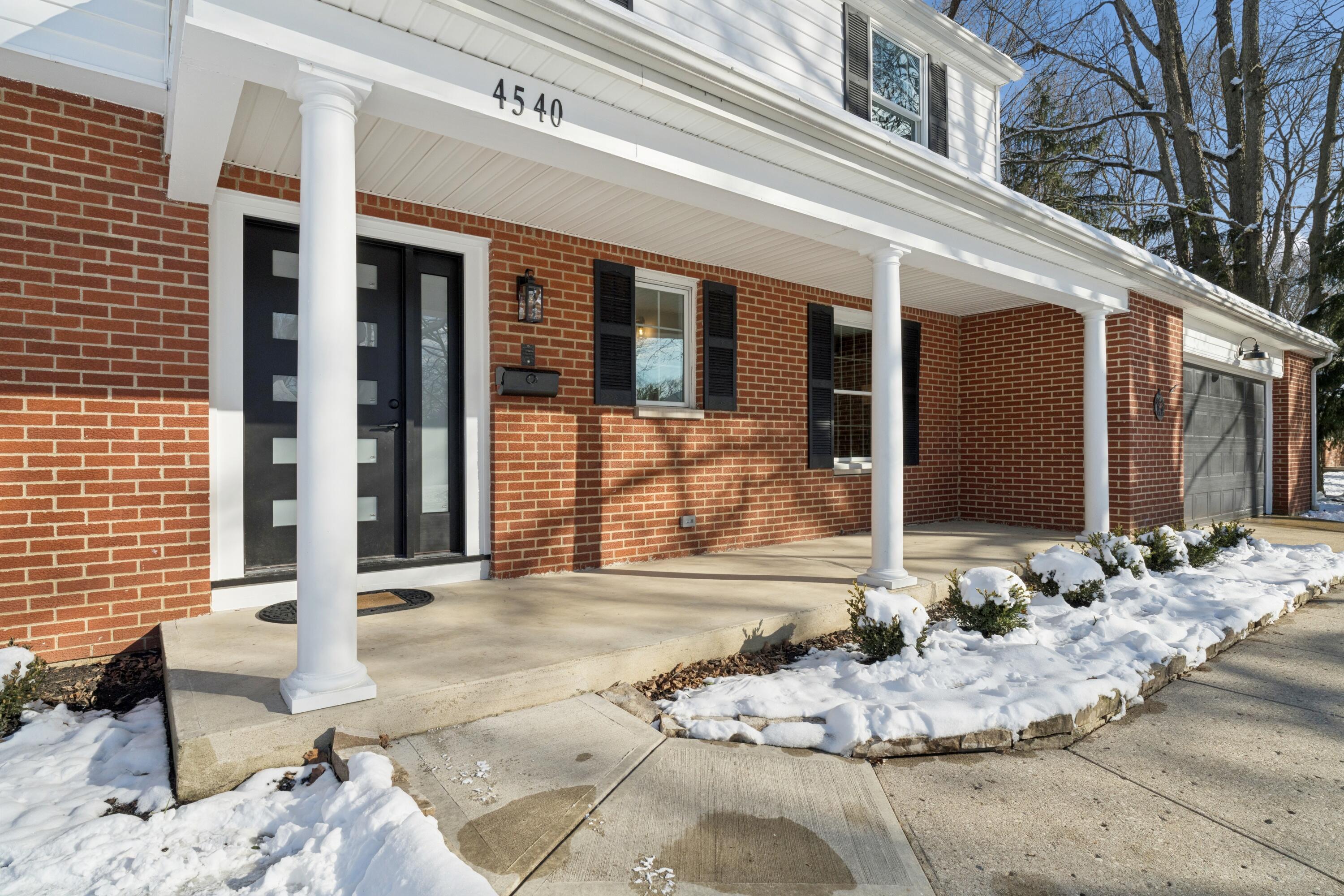 4540 Langport Road Columbus, OH 43220 - Photo 5 of 65 Front Porch