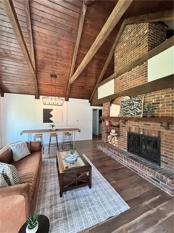 $330,000 | 1702 Countryside Drive, Pittsburg, KS 66762