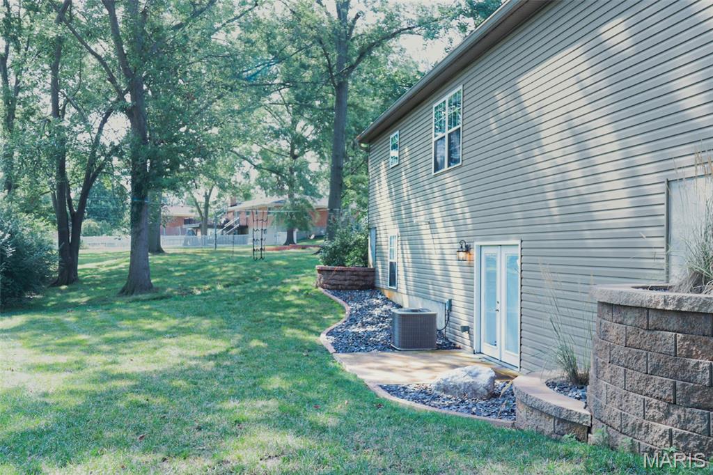 5288 Kerth Road St. Louis, MO 63128 - Photo 23 of 29