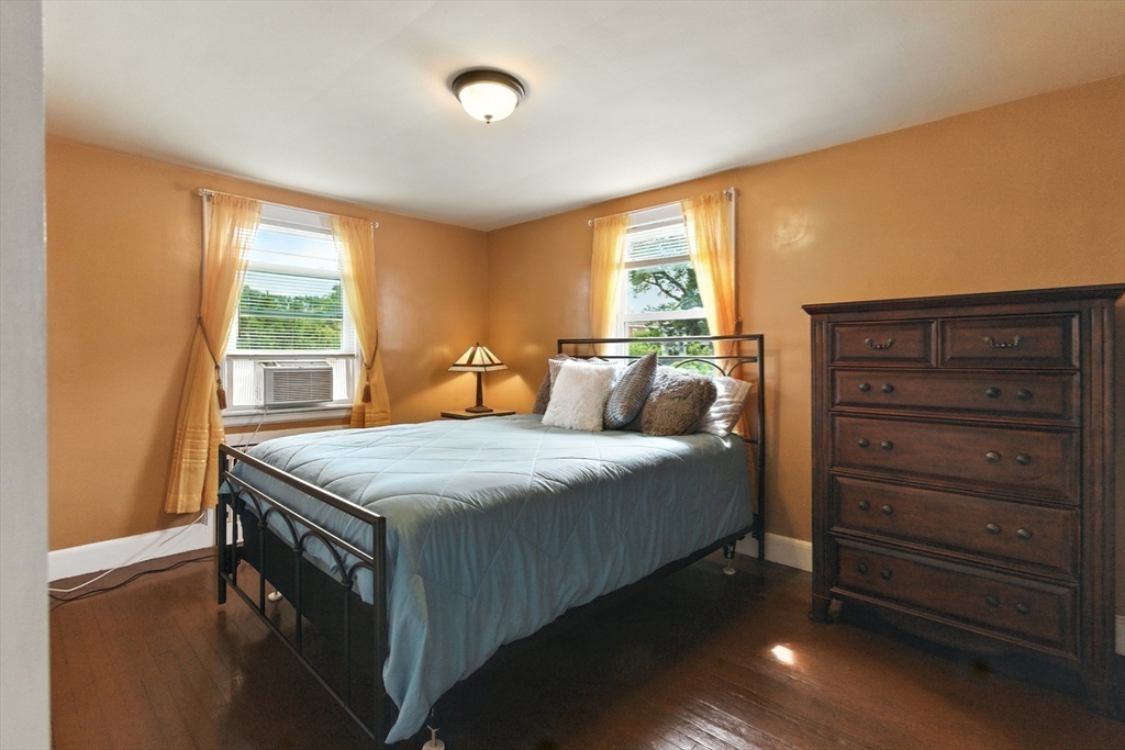 22 Barna Road Boston, MA 02124 - Photo 17 of 26 Gallery Image 17