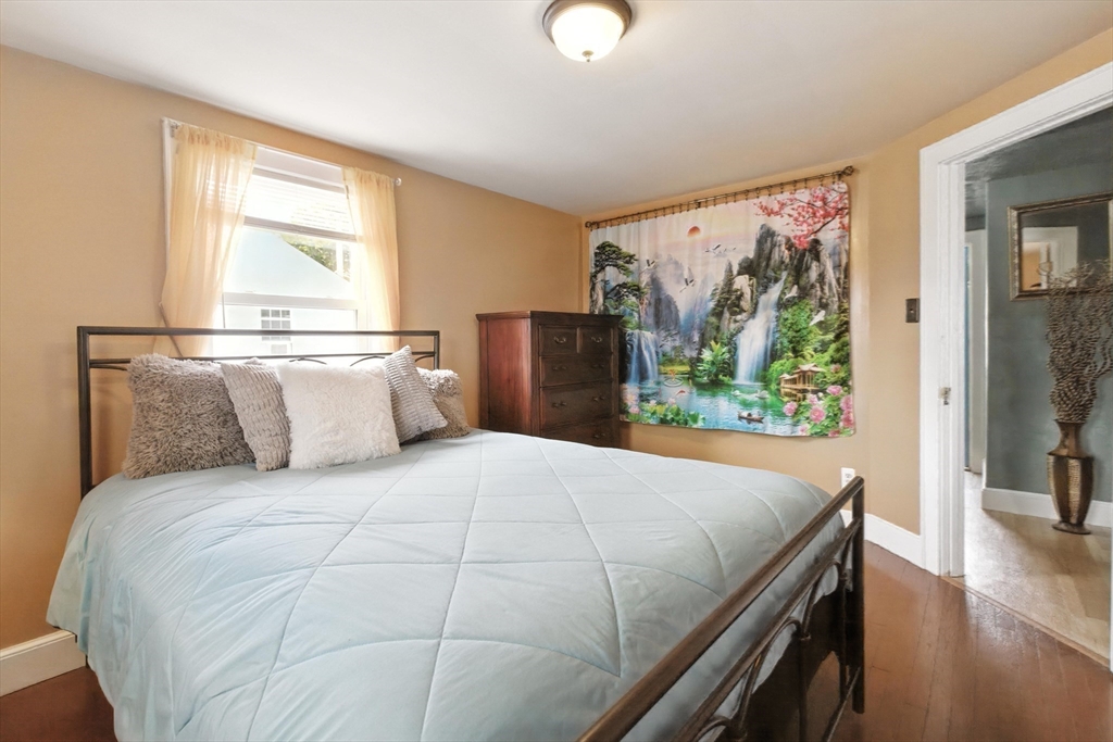 22 Barna Road Boston, MA 02124 - Photo 18 of 26 Gallery Image 18