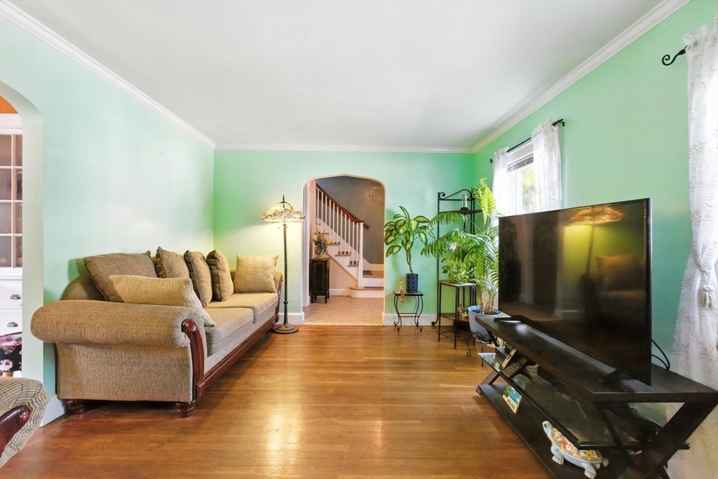 22 Barna Road Boston, MA 02124 - Photo 10 of 26 Gallery Image 10