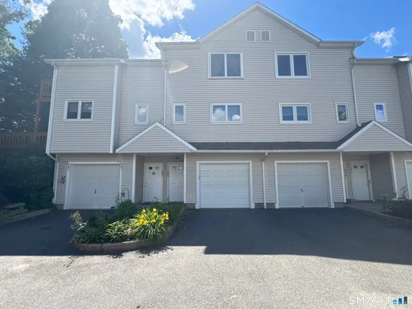 $229,000 | 158 Paddock Avenue, Unit 1803, Meriden, CT 06450