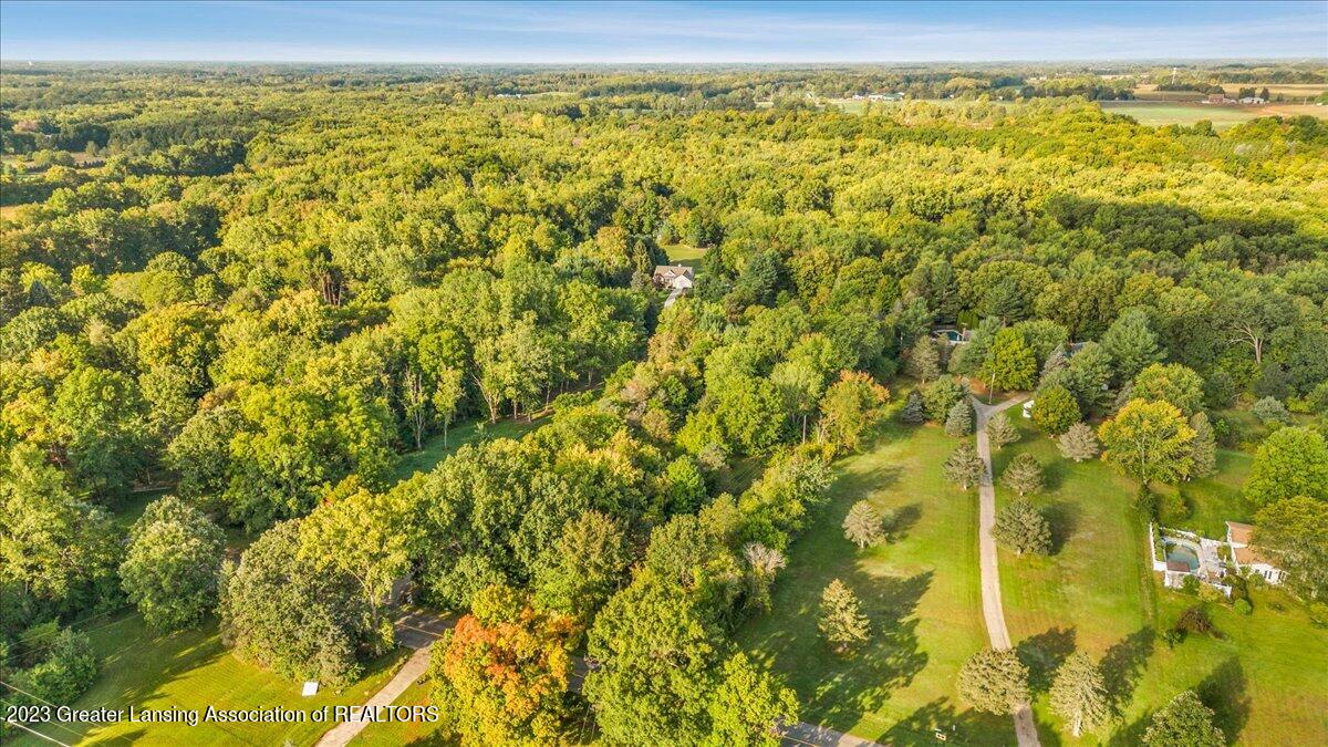 540 South Waverly Road Eaton Rapids, MI 48827 - Photo 40 of 50 36