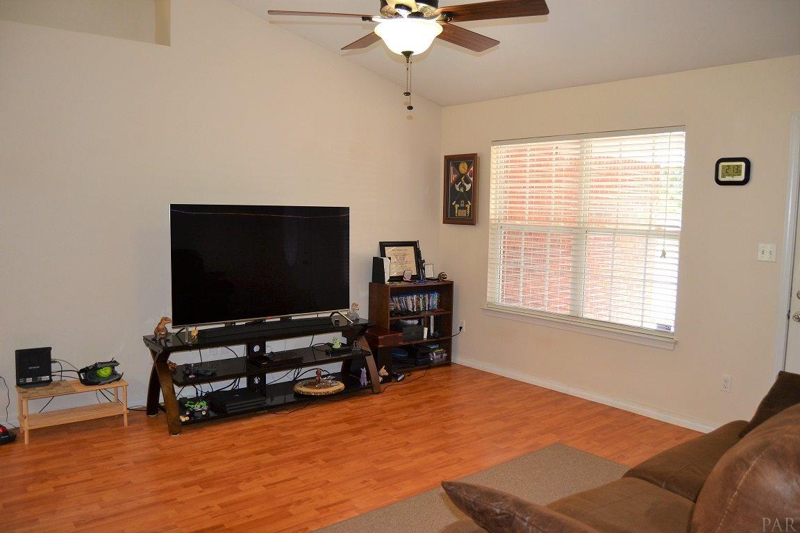 6502 Warren Road Milton, FL 32583 - Photo 3 of 29 Gallery Image 3