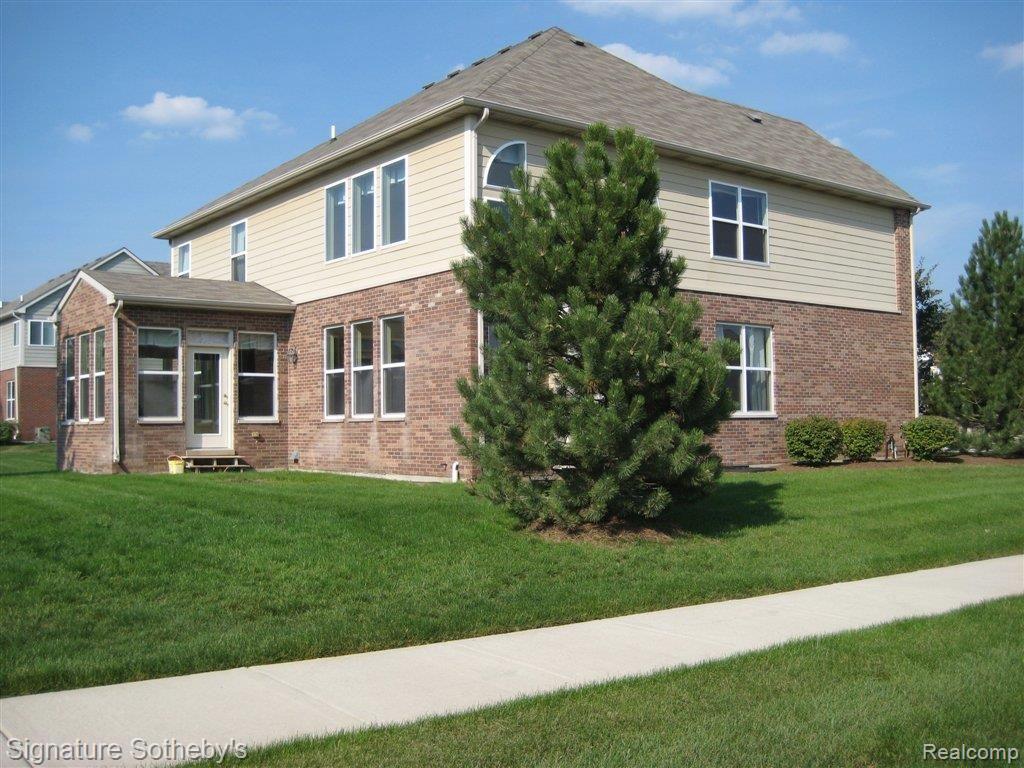 7029 Oakhurst Ridge Road Clarkston, MI 48348 - Photo 16 of 17 Brick Exterior