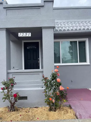 $2,200 | 1251 Burnett Street, Berkeley, CA 94702