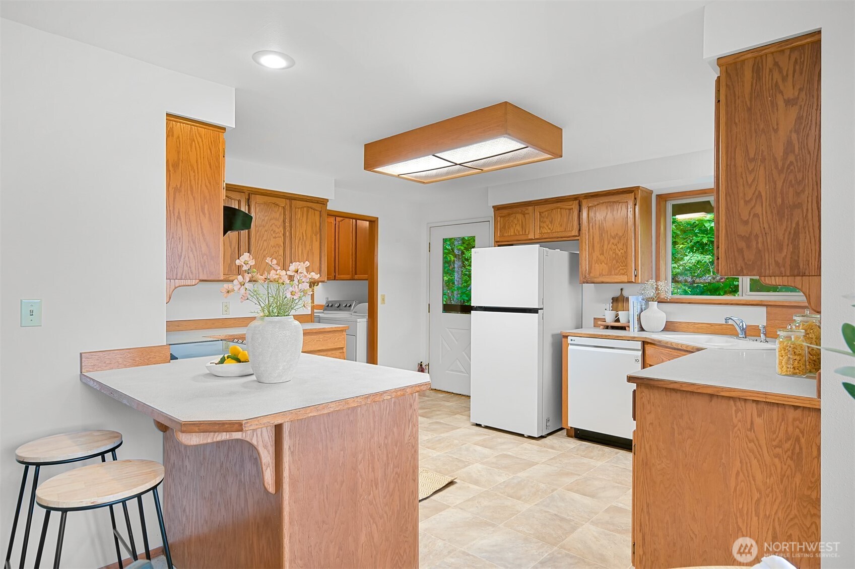 5028 Aldrich Road Bellingham, WA 98226 - Photo 11 of 38