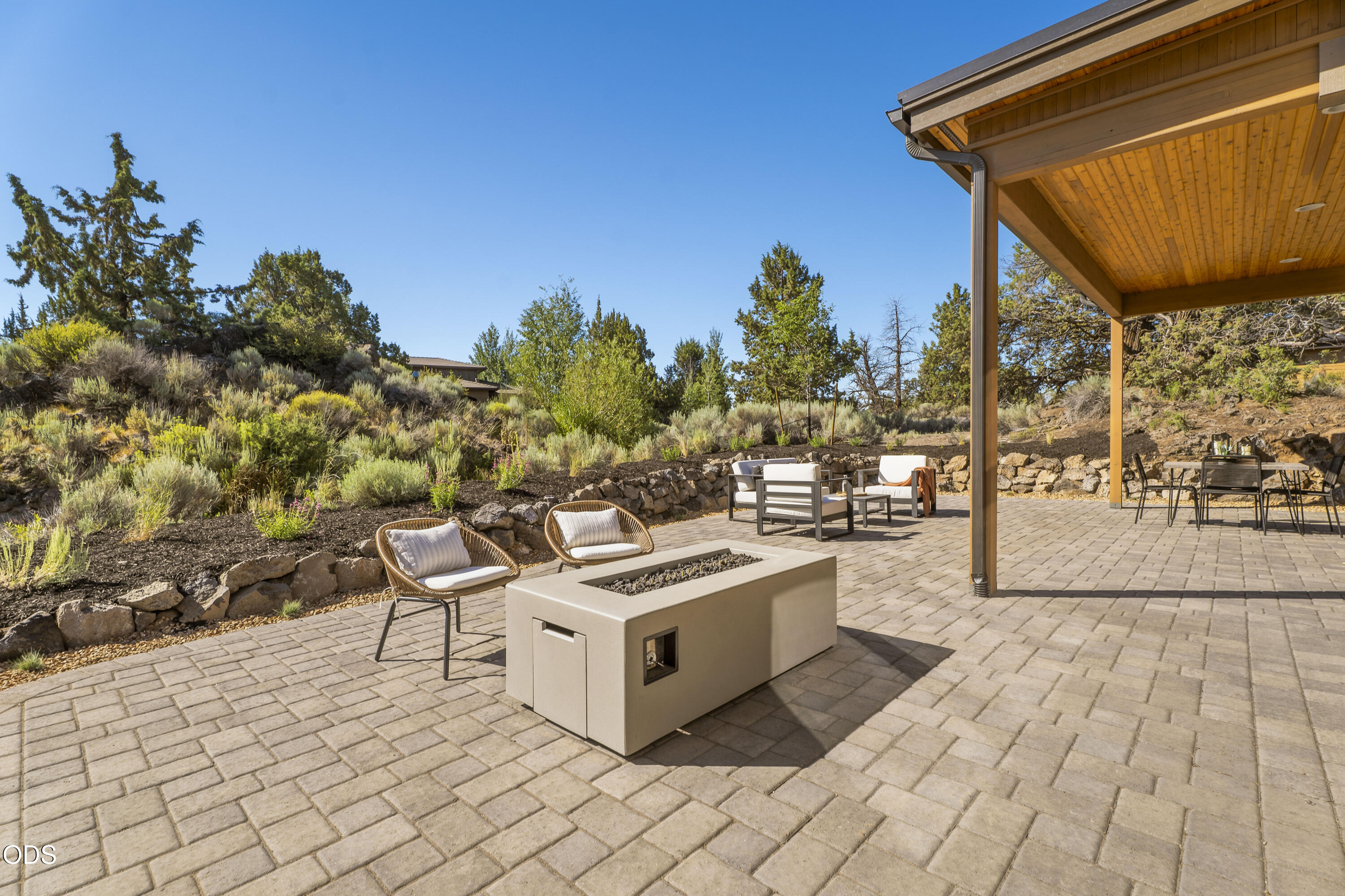 22985 Ghost Tree Lane Bend, OR 97701 - Photo 60 of 83