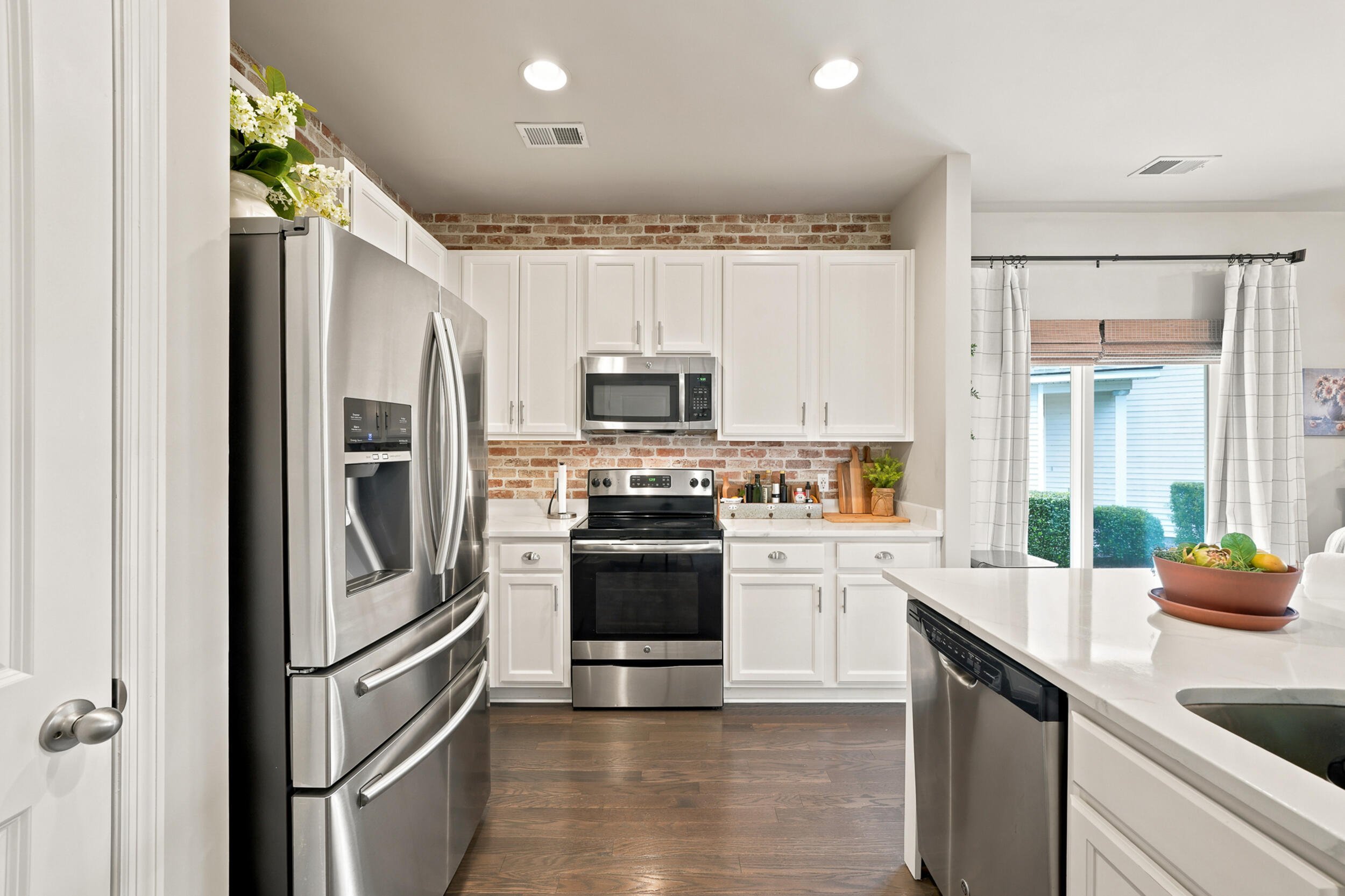 319 Flyway Road Goose Creek, SC 29445 - Photo 14 of 41