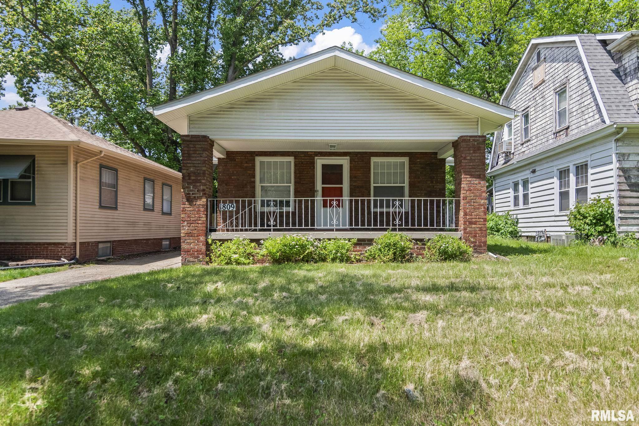1809 South 4th Street Springfield, IL 62703 - Photo 1 of 30