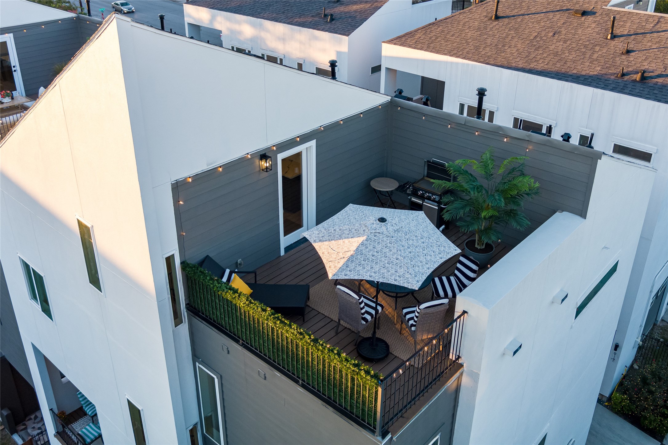 911 Thompson Street Houston, TX 77007 - Photo 17 of 50