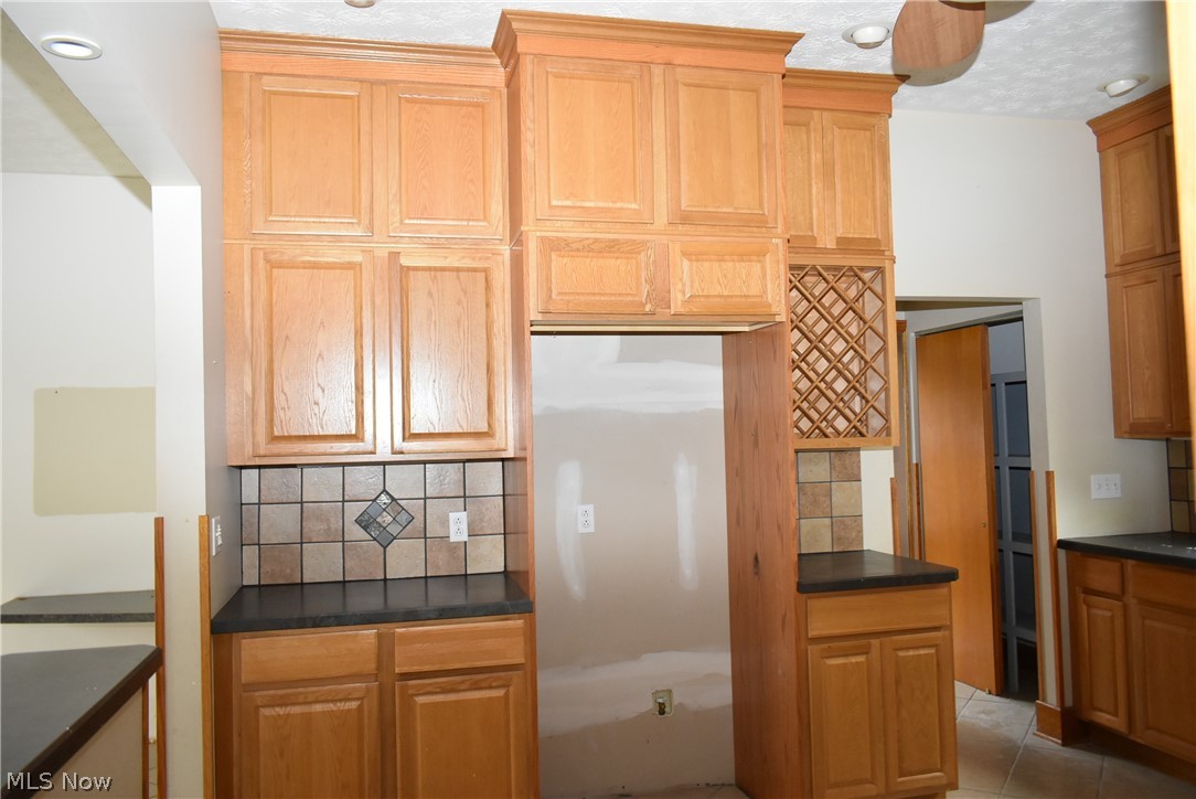 1107 Milan Road Sandusky, OH 44870 - Photo 8 of 19 Gallery Image 8