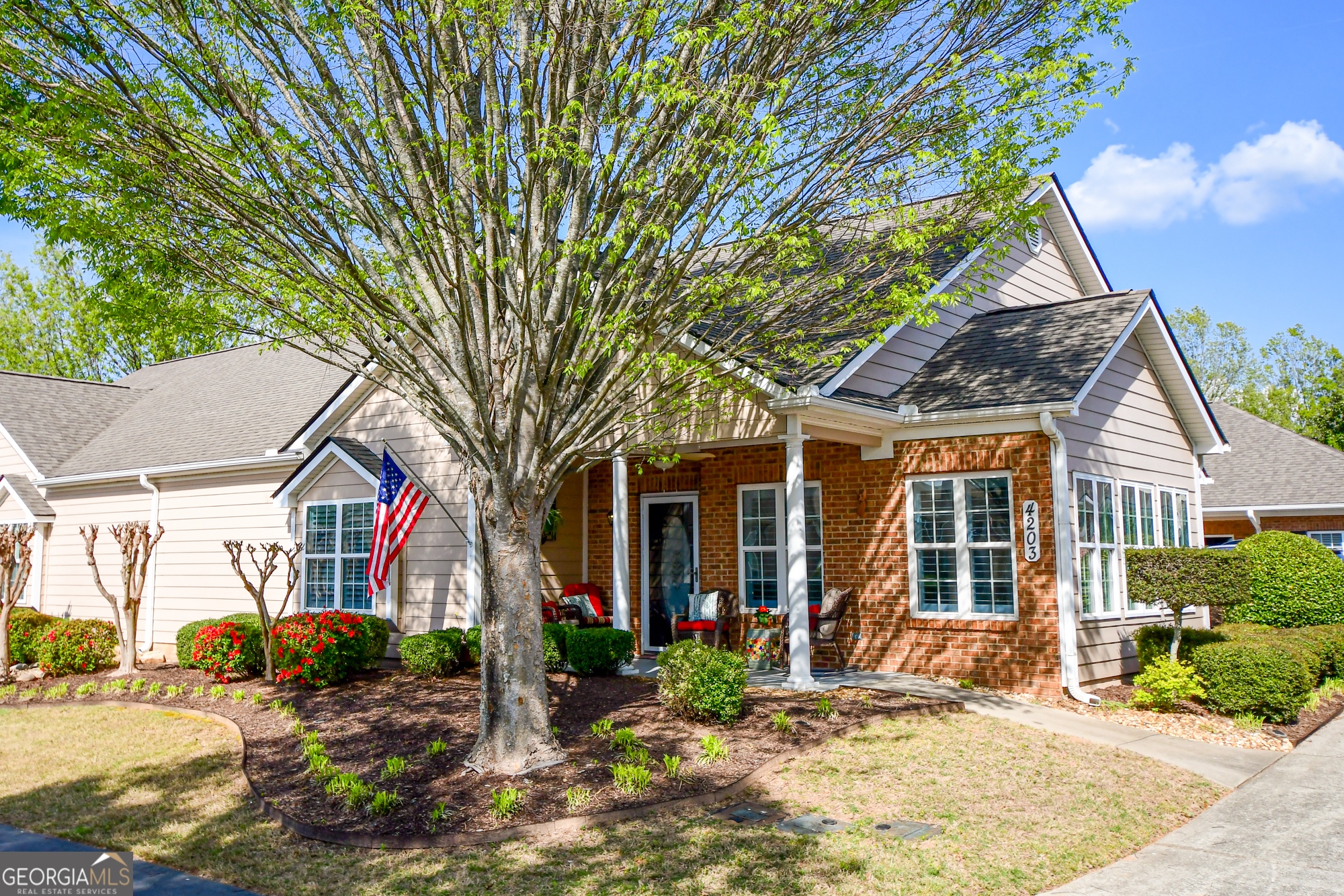 4203 Paddock Lane Newnan, GA 30263 - Photo 4 of 53