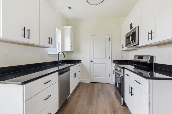 $299,900 | 1503 State Rd S-26-142, Green Sea, SC 29545