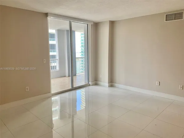 $3,550 | 170 Southeast 14th Street, Unit 2208, Miami, FL 33131