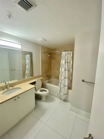 $3,550 | 170 Southeast 14th Street, Unit 2208, Miami, FL 33131