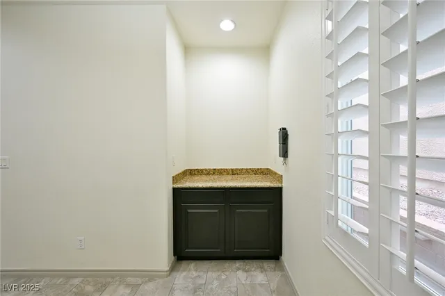 $495,000 | 10556 Laurelwood Lake Avenue, Las Vegas, NV 89166