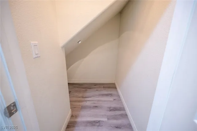 $495,000 | 10556 Laurelwood Lake Avenue, Las Vegas, NV 89166