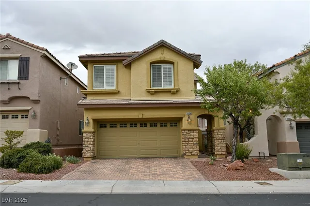 $495,000 | 10556 Laurelwood Lake Avenue, Las Vegas, NV 89166