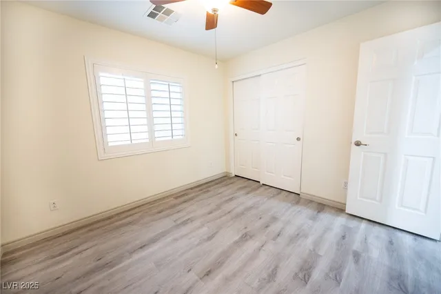 $495,000 | 10556 Laurelwood Lake Avenue, Las Vegas, NV 89166