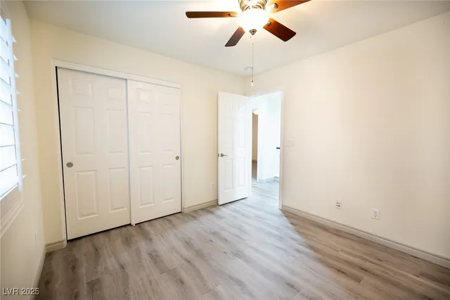 $495,000 | 10556 Laurelwood Lake Avenue, Las Vegas, NV 89166