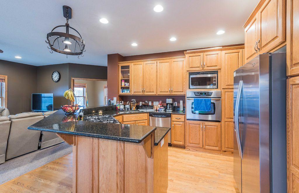 112 Lookout Point Buffalo, MN 55313 - Photo 2 of 37 Gallery Image 2