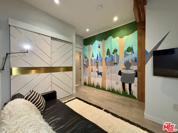 $5,900 | 527 Molino Street, Unit 401, Los Angeles, CA 90013