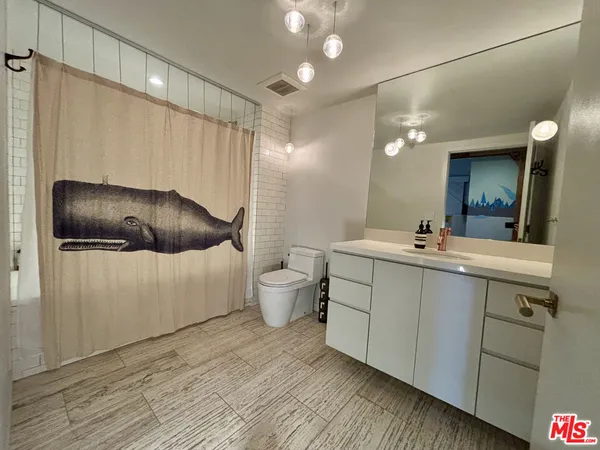 $5,900 | 527 Molino Street, Unit 401, Los Angeles, CA 90013