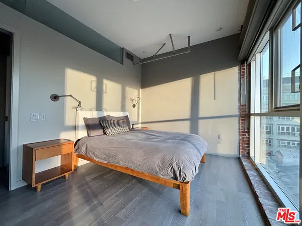 $5,900 | 527 Molino Street, Unit 401, Los Angeles, CA 90013