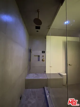 $5,900 | 527 Molino Street, Unit 401, Los Angeles, CA 90013