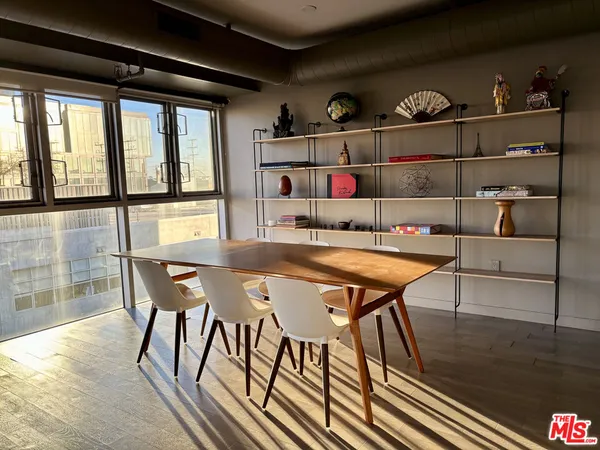 $5,900 | 527 Molino Street, Unit 401, Los Angeles, CA 90013