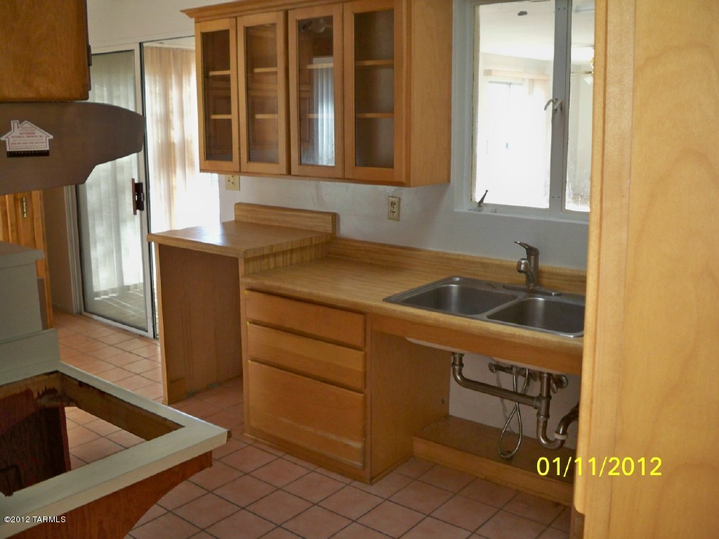 448 South Cody Loop Road Oracle, AZ 85623 - Photo 9 of 19