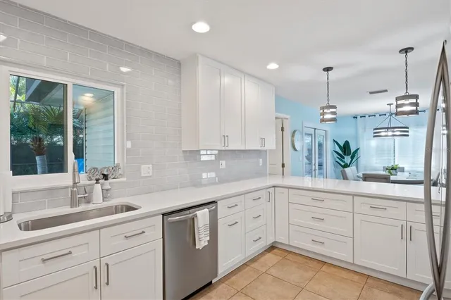 $10,000 | 2729 Sydelle Street, Sarasota, FL 34237