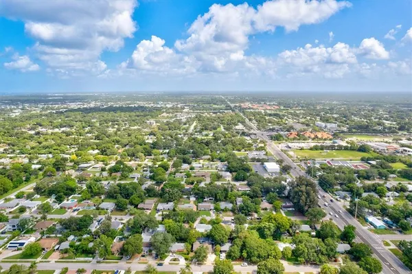 $10,000 | 2729 Sydelle Street, Sarasota, FL 34237