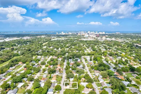 $10,000 | 2729 Sydelle Street, Sarasota, FL 34237