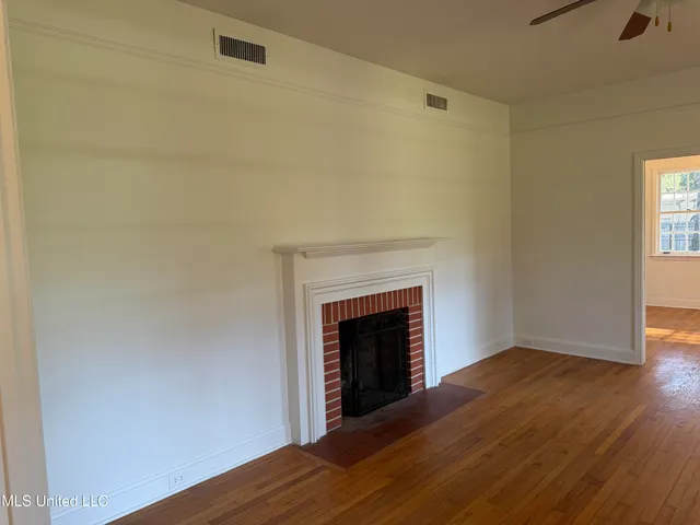 $239,900 | 106 Sgt Prentiss Drive, Natchez, MS 39120