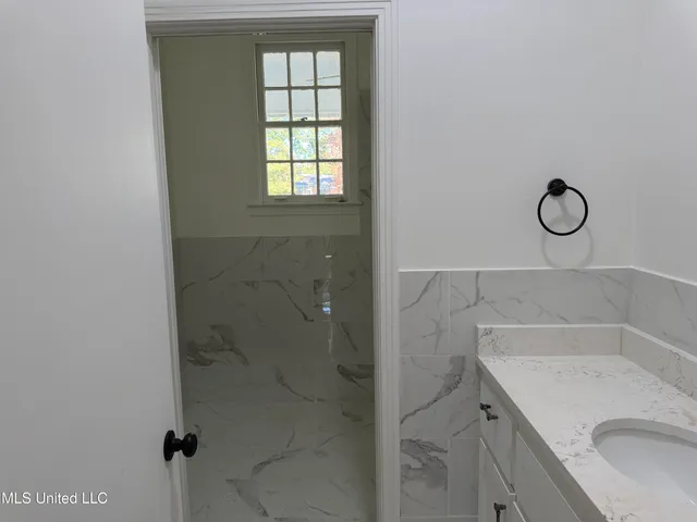 $239,900 | 106 Sgt Prentiss Drive, Natchez, MS 39120