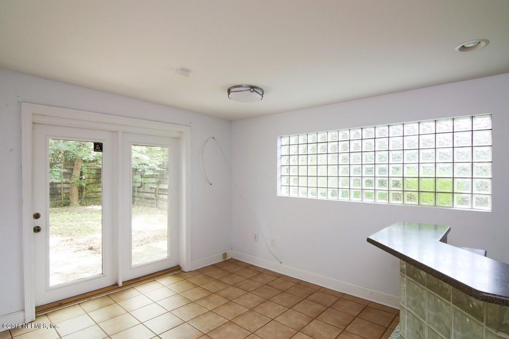 8046 Carlotta Road South Jacksonville, FL 32211 - Photo 10 of 18 16_8046CarlottaRdS_2016_Custom_Resized_4